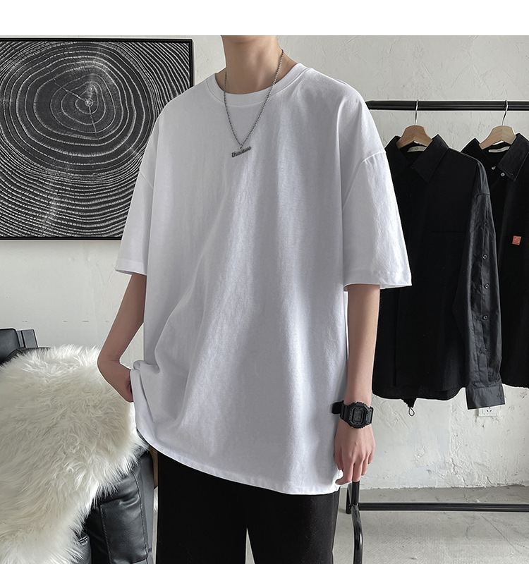 This is a new men's summer short-sleeved base layer with solid color cotton and a loose Korean-style off-the-shoulder casual T-shirt details Picture