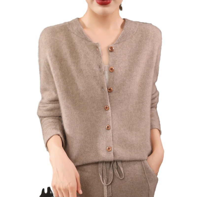 Women's V-neck needle V-neck wool cardigan 2024 autumn/Winter new outerwear top Knitted cardigan jacket Knitted sweater Item Picture