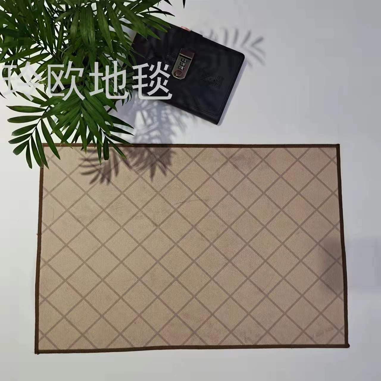 Lingou super soft printed non-slip mat floor mat carpet toilet non-slip mat alpaca non-slip mat can wipe kitchen Specification drawing