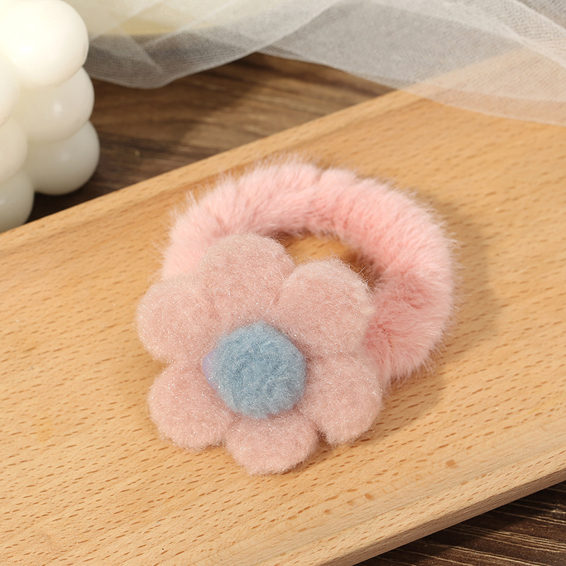 Wholesale of children's plush hair bands, Japanese and Korean girl flower hair ties, simple and cute hair tie leather band accessories for autumn and winter Application Scenario