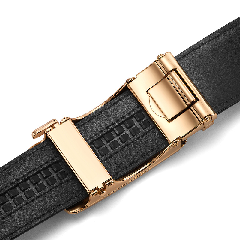 Customized genuine leather belt with automatic buckle, men's cowhide belt, embossed logo on the waist belt, business gift, ratchet belt for men Application Scenario