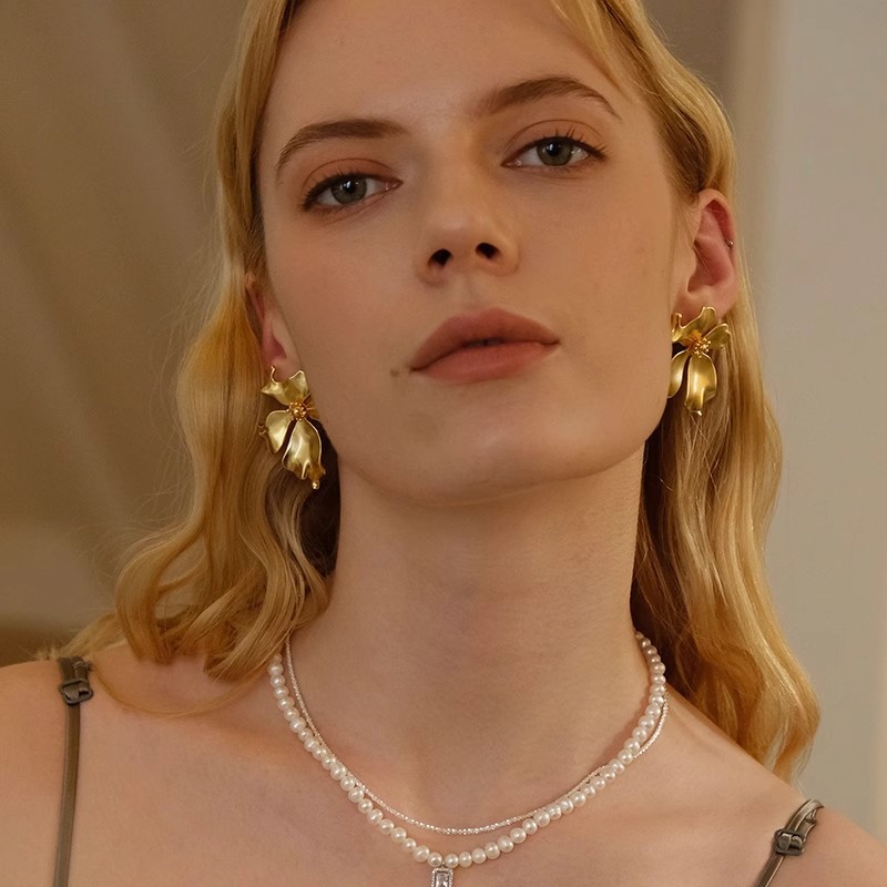 饰品/耳饰/耳钉/珍珠耳环/滴油产品图