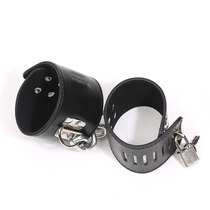 Adult sex lock shackles alternative toys handcuffs feet men and women imprisoning bondage sm torture sex toys Sex toys sex tools