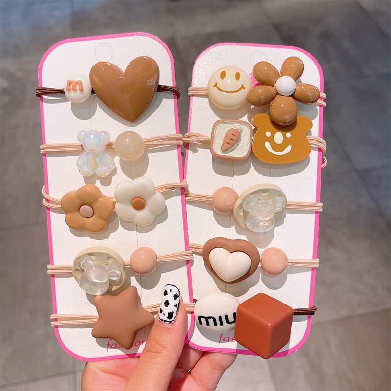 Girls' Rubber Band Milk Coffee Color Bear Hair Band Children Do Not Hurt Korean Version Of The Rubber Band Little Girl Tied High Ponytail Head Rope Application Scenario
