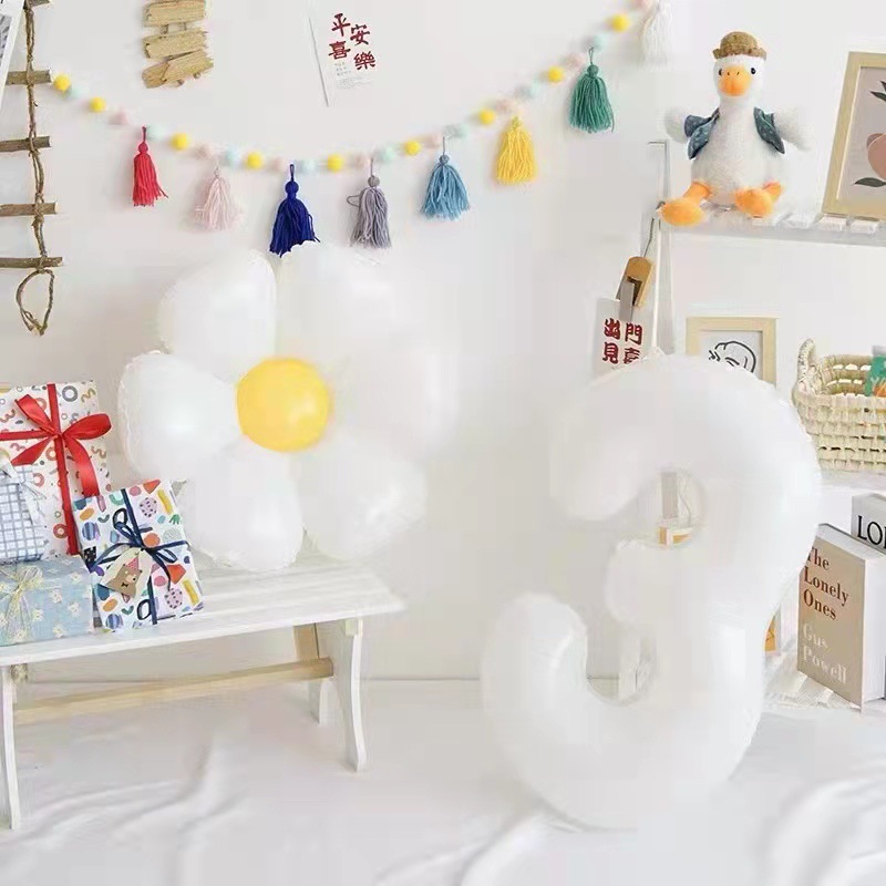 Ins Wind Cute Sunflower Small Daisies Modeling Aluminum Film Balloon Birthday Decoration Arrangement Fri Foil Balloon Specification drawing