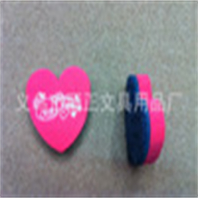 EVA eraser, heart-shaped eraser, whiteboard eraser, black eraser, creative, fashionable, multi-color and cute white eraser Application Scenario