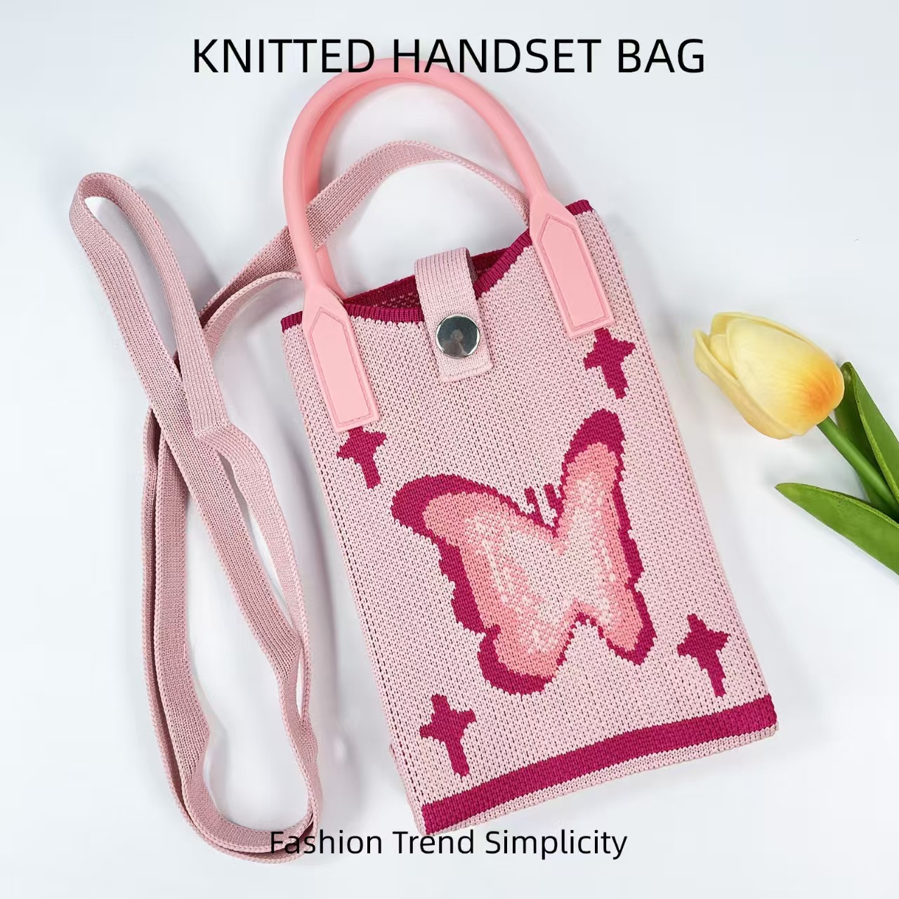 Spring 2025 Cartoon knitted phone Bag Dopamine ins knitted crossbody phone Bag Fashionable and versatile handbag Application Scenario