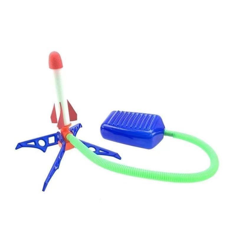 The popular educational flash toy, the rocket Skyrocket launcher, is a children's outdoor flying toy Application Scenario