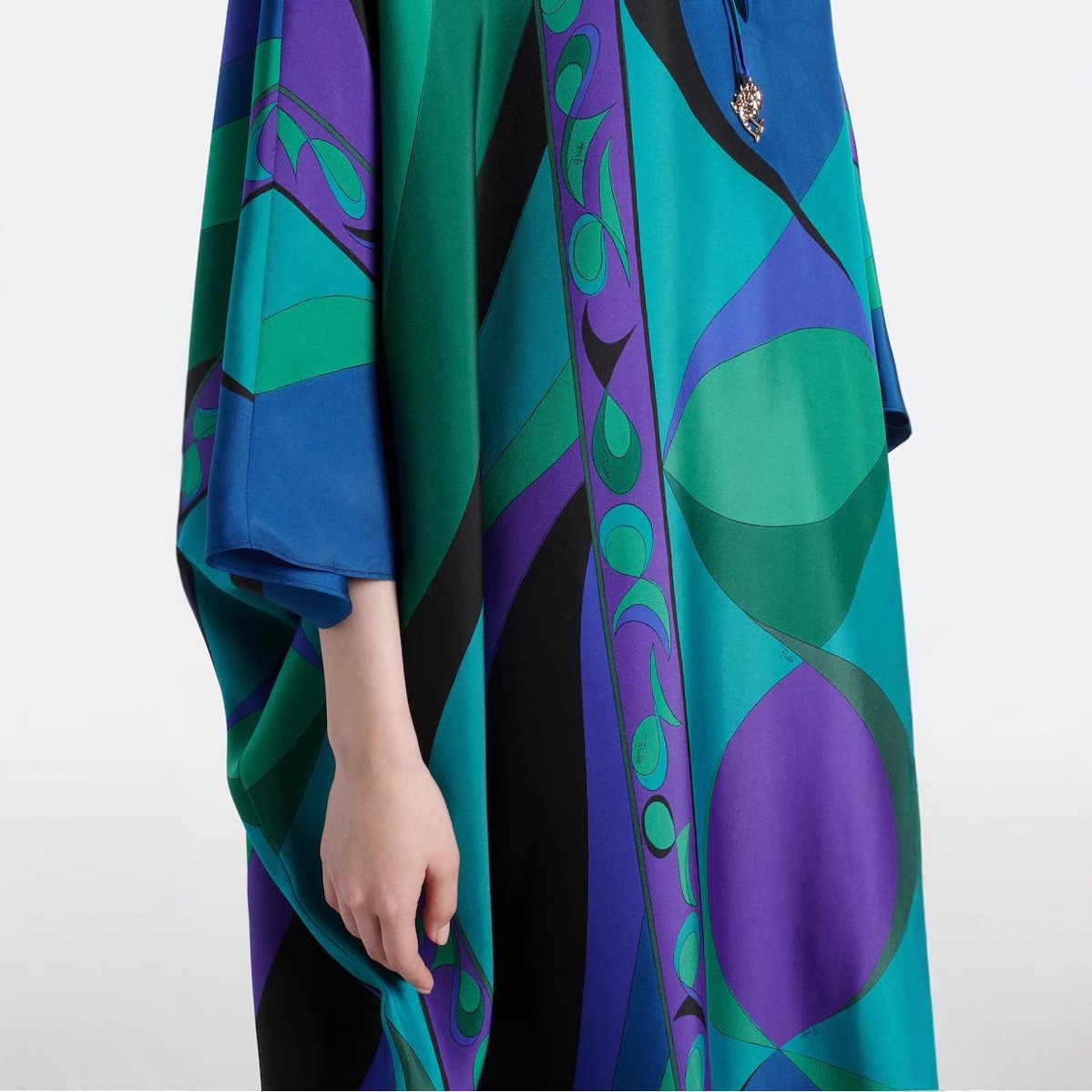 A new summer 2025 intellectual round-neck lace-up printed women's dress for cross-border trade from Europe and America Application Scenario
