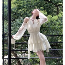 法式白色连衣裙女夏季收腰甜美短裙镂空荷叶边设计感蛋糕a字裙子