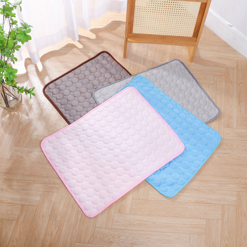 Cross-border pet summer ice silk mat cooling sleep mat, pet sofa mat floor mat, dog ice mat, spring and summer cat cooling mat full figure