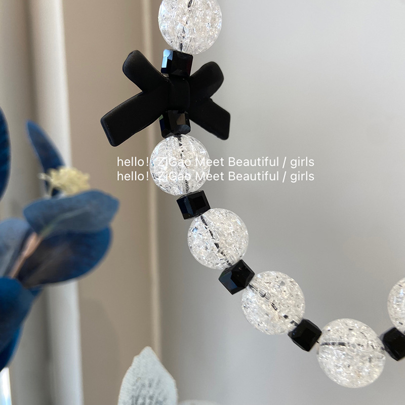 Creative Black And White Beaded Jewelry Pendant Diy Alloy Love Mobile Phone Chain Niche Mobile Phone Case Decoration Chain In Stock Application Scenario