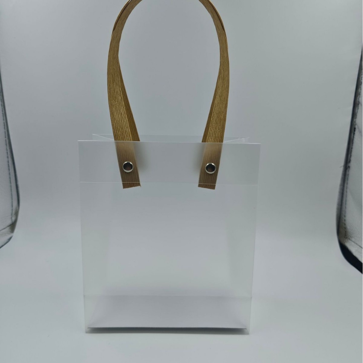 Direct sales of PPPVC handbags from the manufacturer, including wine bags, gift bags, gift bags, frosted transparent plastic handbags details Picture