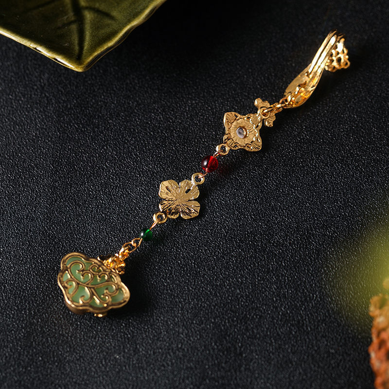 Chinese fashion cheongsam pressure flanges original ancient style pendant brooch Hanfu tea dress fringe retro Chinese makeup with accessories female Specification drawing