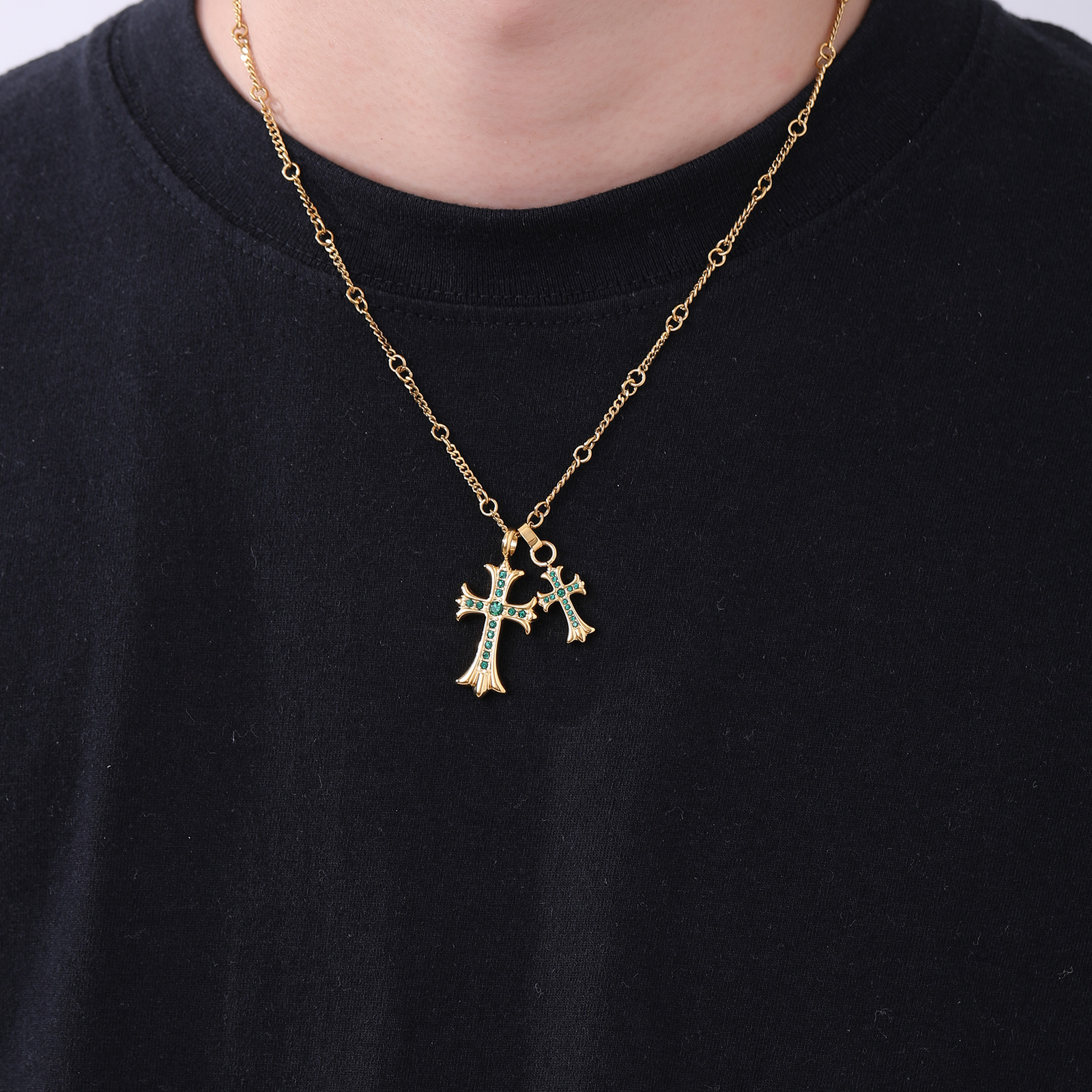 双十字架项链男女潮流简约百搭高级感叠戴毛衣链小众轻奢钛钢吊坠详情4