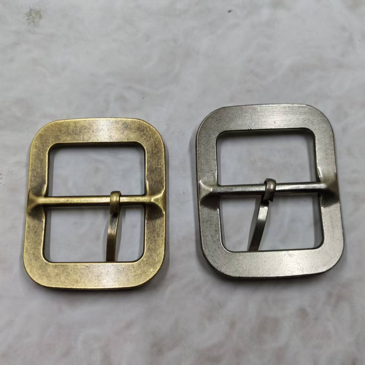 Retro patterned square Tang Dynasty grass flower belt buckle adjustable inner diameter 35 decorative buckle pic 3