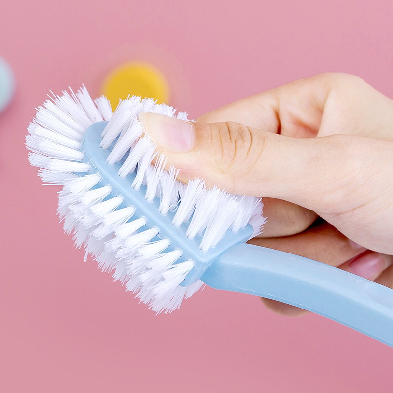 Shoe brushes, household plastic brushes, soft-bristled shoe washing brushes, clothing cleaning, multi-functional five-sided plastic laundry and shoe washing brushes wholesale Application Scenario