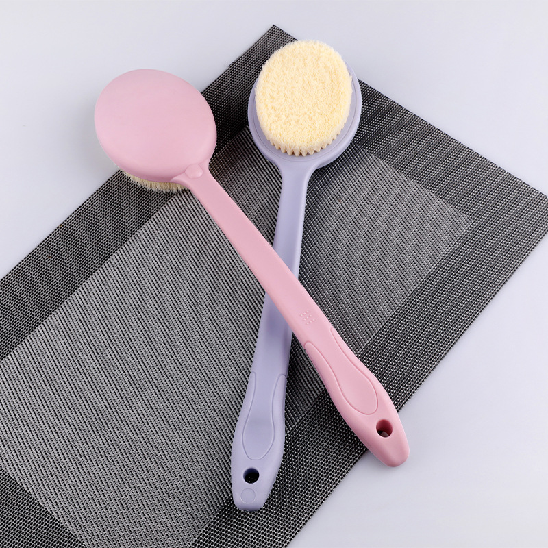 Bath scrubber, bathroom long-handled massage bath brush, soft-bristled bath brush, back scrubbing, no need to rely on others, back scrubbing magic tool Application Scenario