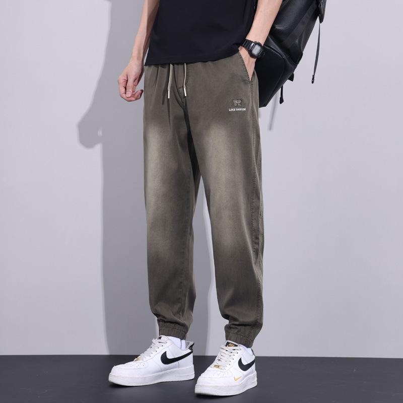 2024 New men's summer skinny, loose, tight-fitting, student trend 9-inch ice silk Harem jeans Application Scenario