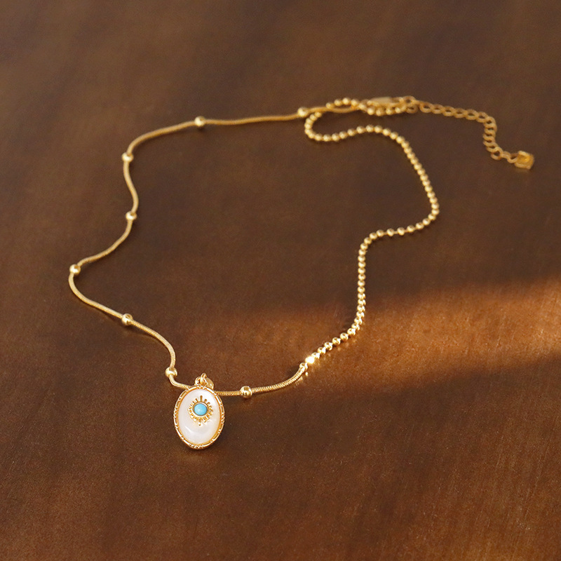 Hyacinth French court style light luxury turquoise necklace, natural shell pendant, copper gold-plated collarbone chain, 2025 Douyin bestseller Specification image