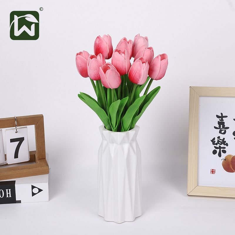 仿真花郁金香PU假花手感婚庆家居仿真手捧花假花装饰拍照厂家批发