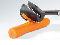 Fruit and vegetable roller