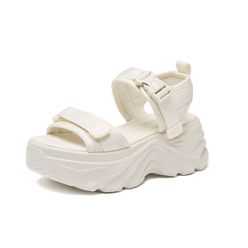 The 2024 summer new style of the popular Dad sandals is a comfortable and versatile soft-soled, anti-slip, and thick-soled sports beach sandal Item Picture