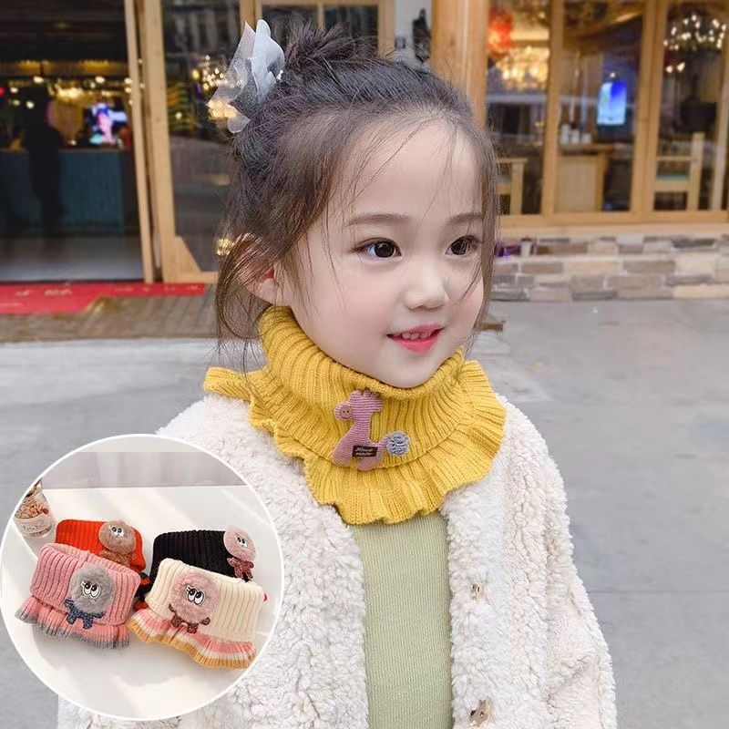 Children's Bib Baby Bib Neck Collar Winter Knitted Warm Scarf For Men And Women Children Cartoon Lace Neck Set Application Scenario