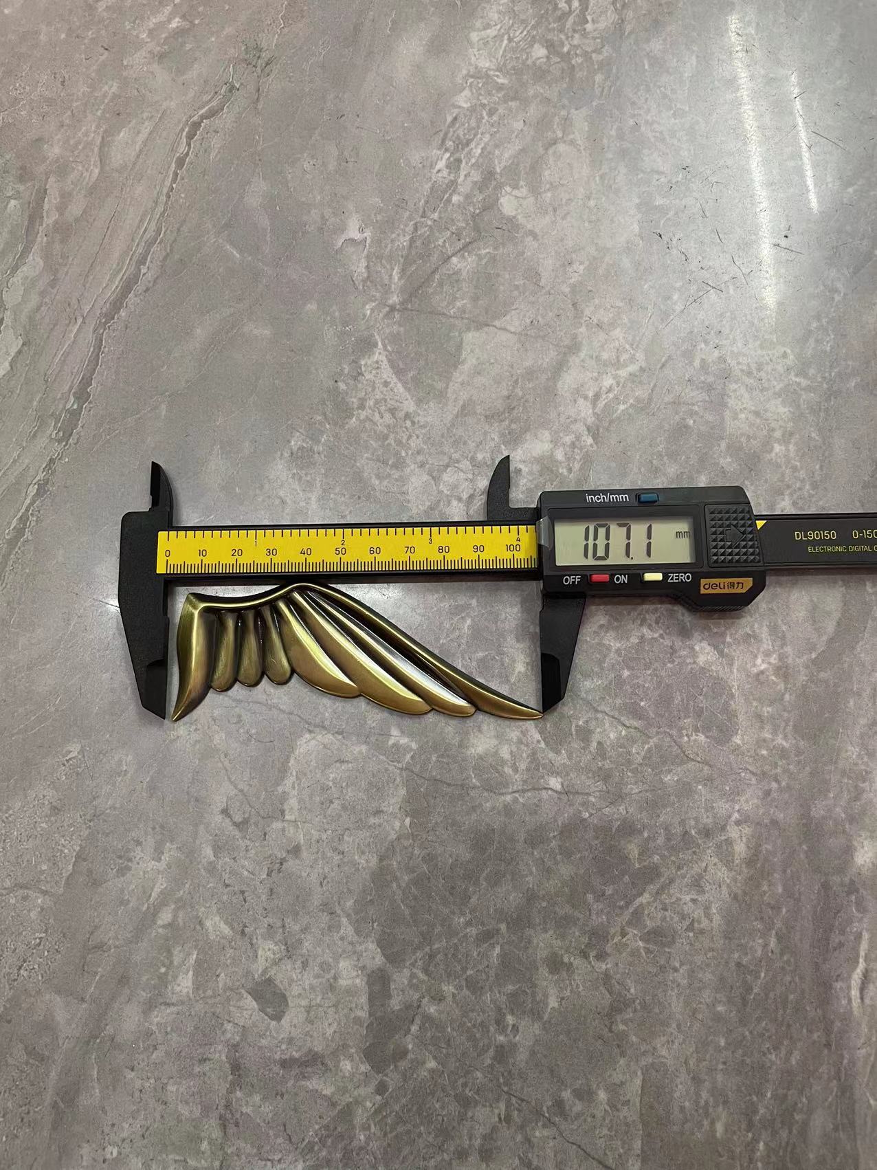 Car sedan personalized 3D stereoscopic metal angel wing car sticker, eagle wing car logo decorative sticker, national trend details Picture