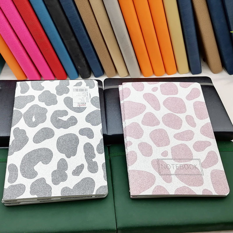 C1317 32K gold powder series soft copy diary notepad stationery Yiwu 2 Yuan store Application Scenario