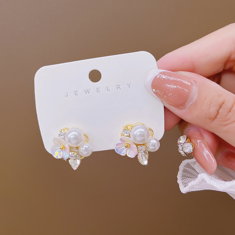 Silver needle retro simple flower pearl micro-inset zircon earrings elegant temperament sweet camellia earrings female