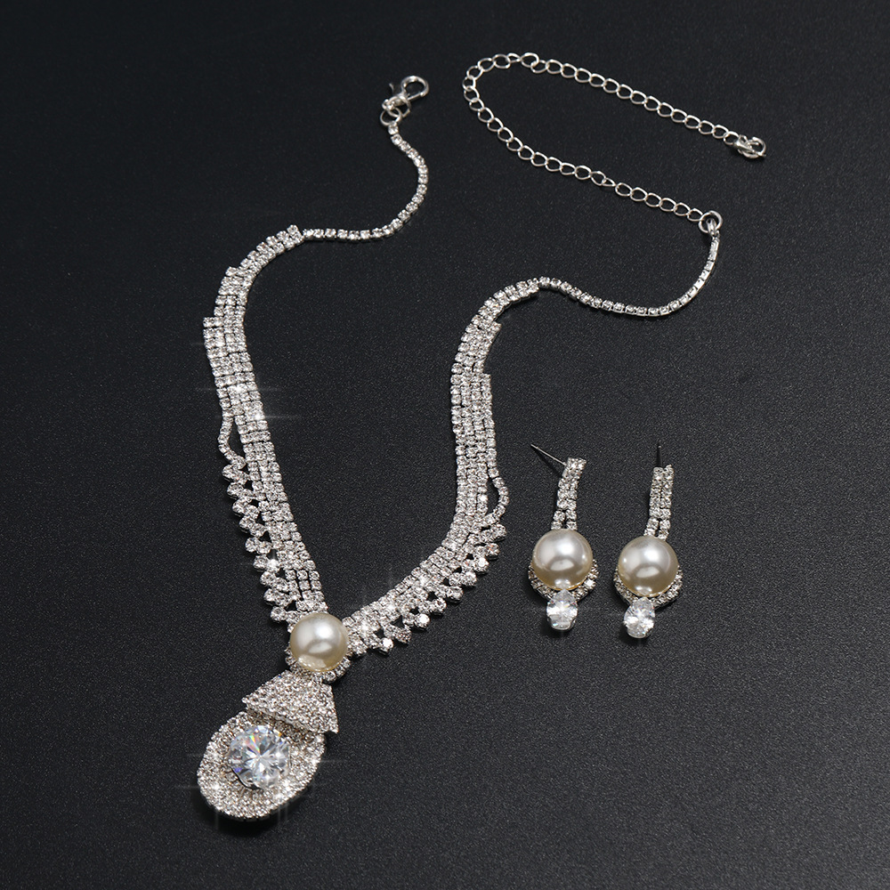 European and American zircon bride necklace earring set pearl pendant small design sense of the best clavicle chain details Picture