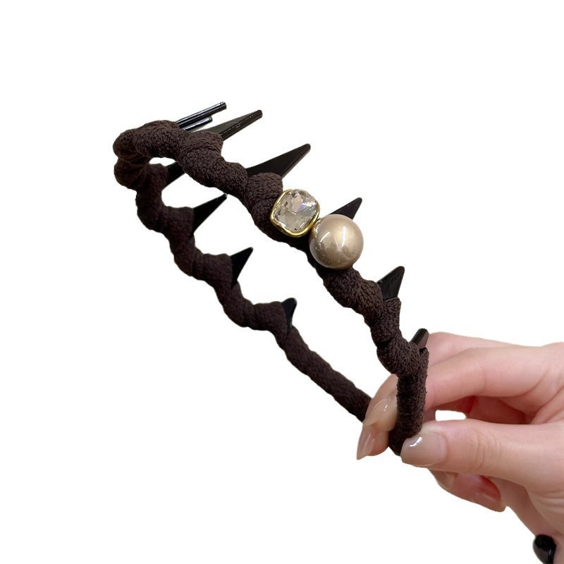 Pearl high top headband with teeth and anti-slip headwear for women's autumn and winter 2024 new style, high-end daily wear headband for women Item Picture