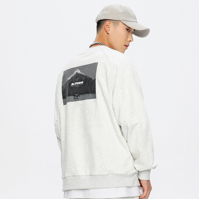 A heavyweight American white sweatshirt for men, a loose and trendy printed top, a spring and autumn Korean-style trendy round-neck jacket for young people details Picture