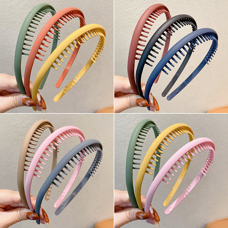 The face wash hair band with teeth, anti-slip, crushed hair, simple hair clip headband, Morandi color matte hair accessory, exquisite Specification image