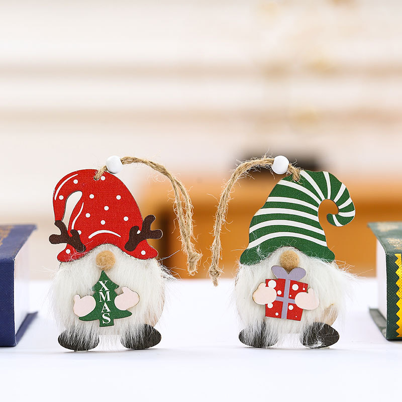 New Christmas Faceless Old Man Wooden Pendant Holding Gifts With Beads Hanging Christmas Tree Small Pendant Decorations Application Scenario