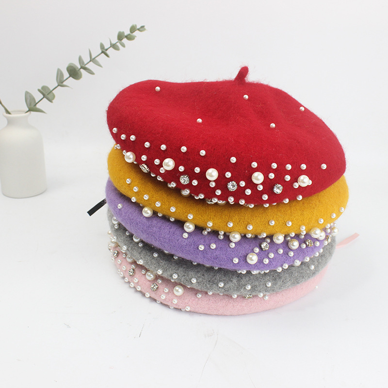 Autumn and winter Korean-style women's wool beret with pearl and rhinestone is versatile. Japanese-style, fashionable and artistic painter's hat for women's trade