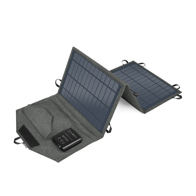 21W, 60W solar panel, 18V portable outdoor camping mobile phone charging pad, solar folding bag Application Scenario