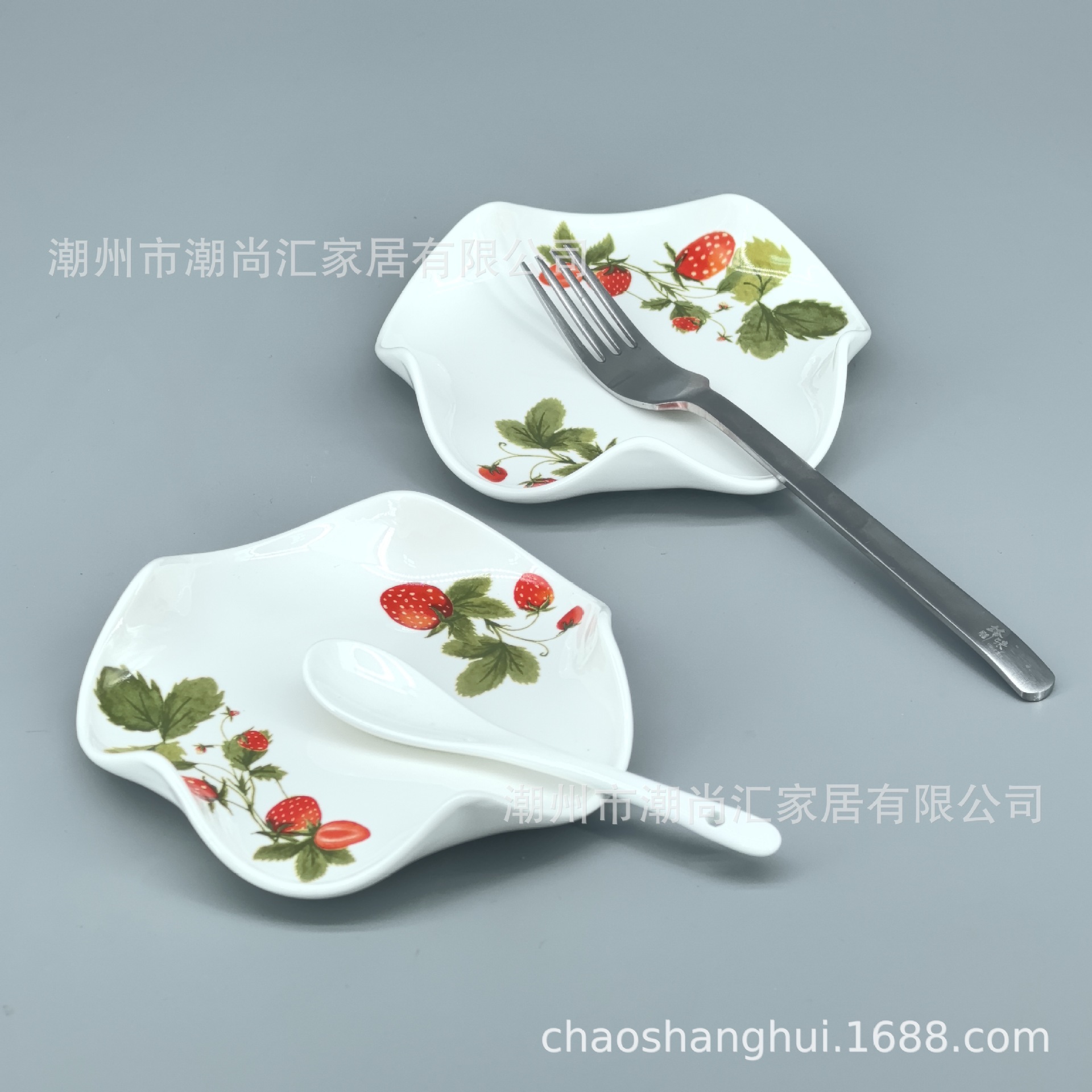 Ceramic spoon rack, spoon set, home kitchen, ceramic petal-shaped soup spoon stand, small dish holder, Western tableware holder, jewelry plate Specification image