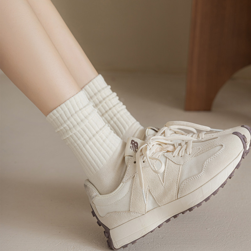 Autumn and winter high-elastic white socks, pure cotton mid-calf pile socks, women's sports Instagram trendy solid color socks for boys and girls Specification image