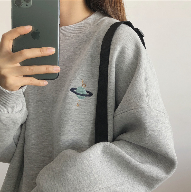New heavyweight textured planet embroidery loose, thickened and fleece round-neck pullover hoodie for women Item Picture