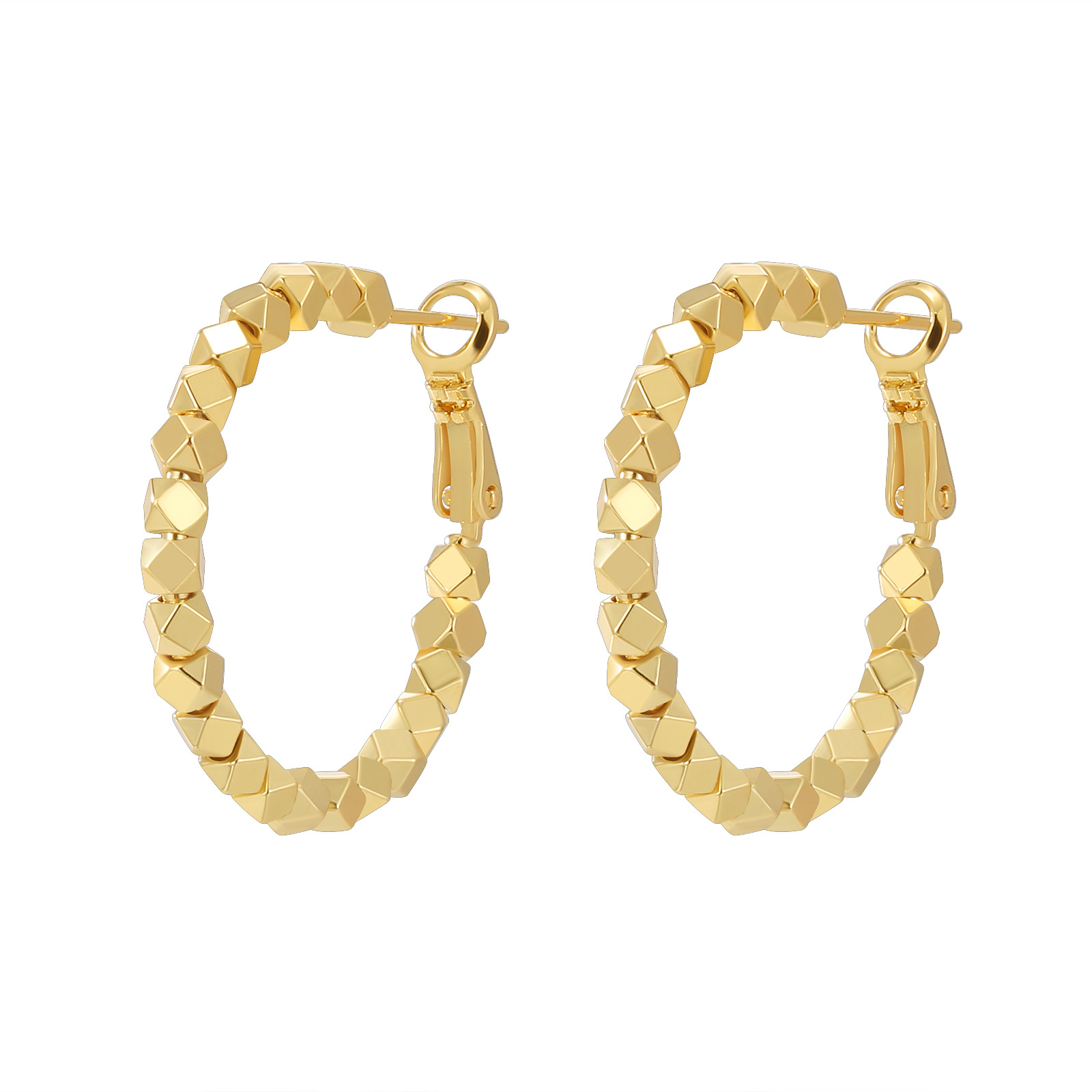 The new accessory series, "Broken Silver ear buckles", is a fashionable and cold style earpiece for women. It features a light luxury and niche design sense, and is a cross-border hit Application Scenario