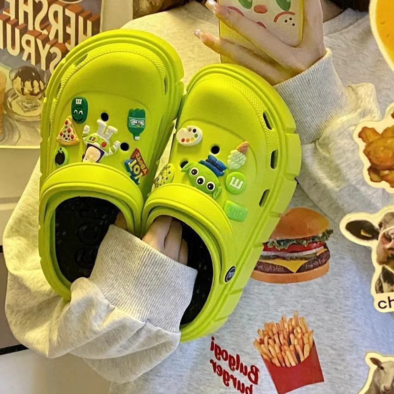 Thick-Soled Crocs Wear Women's Summer Indoor Home 2023 New Style Of Anti-Slip Platform Sandals For Women