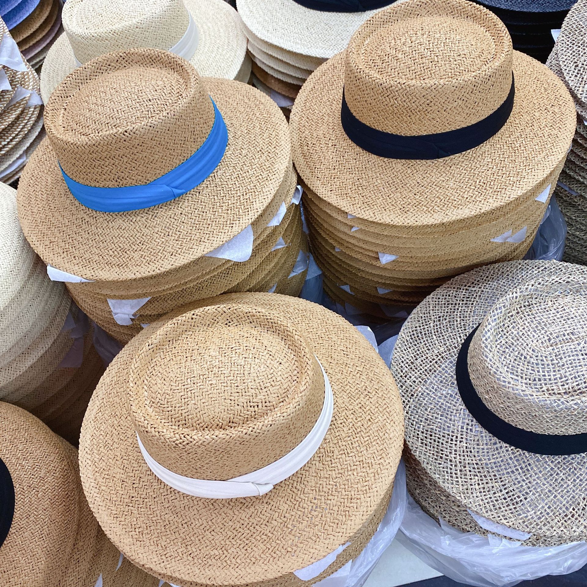 Net Red Vintage Flat Top Hat Women's Summer Beach Holiday Sun Hat French Flat Rim Beach Hat Small Fresh Straw Hat details Picture