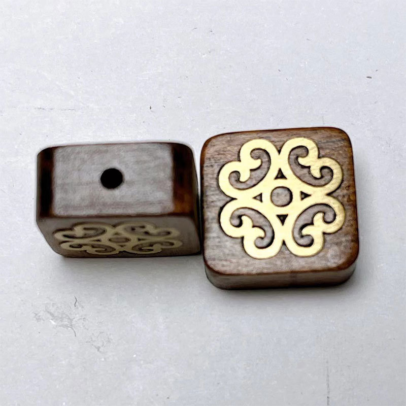 Wholesale of rosewood inlaid with silver threads accessories, sandalwood scattered beads with cloud back pendants, and DIY decorative accessories Application Scenario
