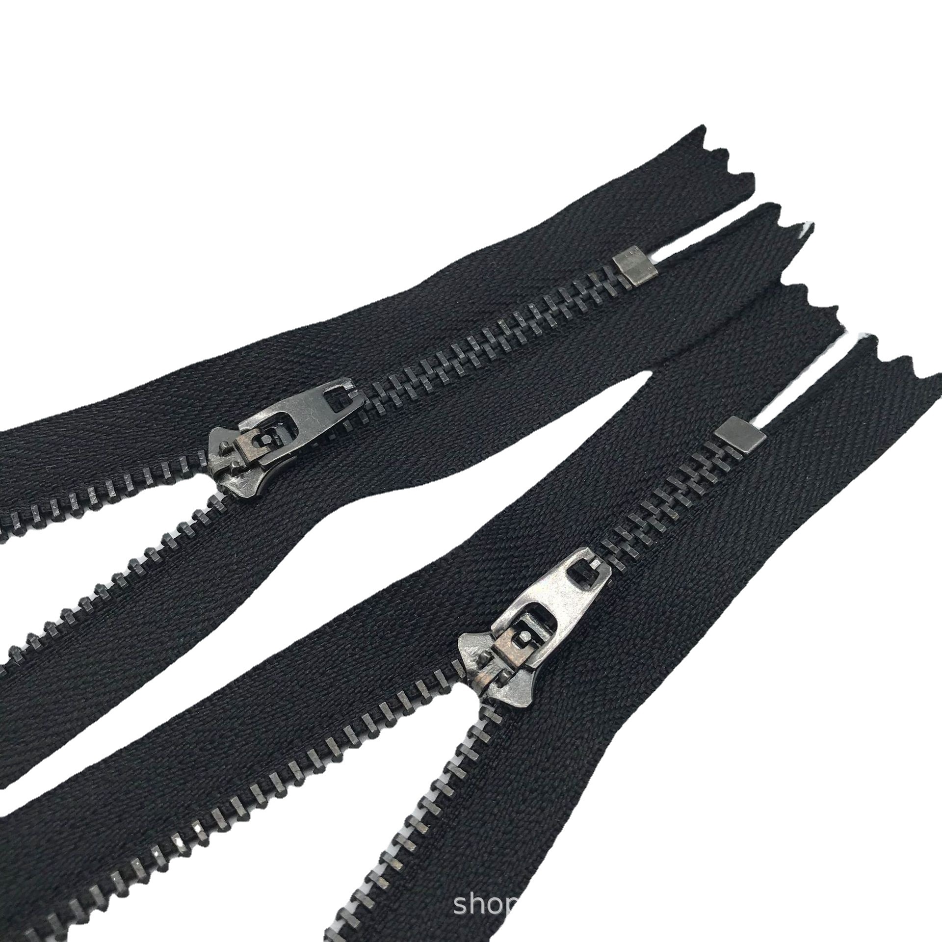 Zipper factory No. 3# and No. 4# metal zippers, closed-tail spring head jeans zippers, bronze tooth band lock front zippers Item Picture