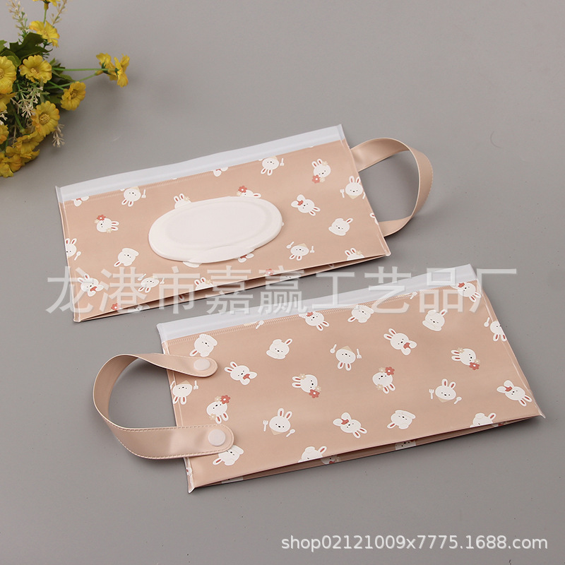 In-stock EVA hand-held wet tissue bags, pull-out flip-top makeup remover cotton bags, hand-held rope car hanging bags Application Scenario