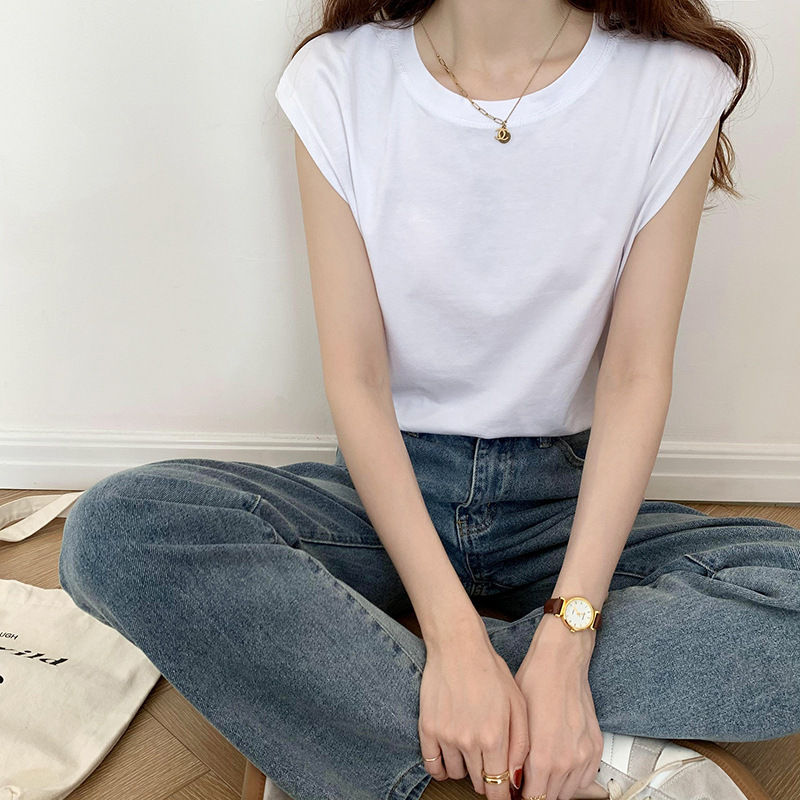 White sleeveless T-shirt for women, loose 2023 summer new fashion, black vest, student top, worn over Instagram details Picture