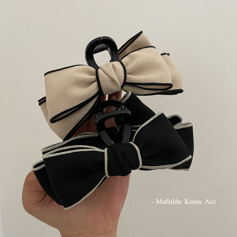 Korean autumn and winter new fashionable black and white bow large bun hair clip, outdoor girl shark clip hair clip accessory pic 2