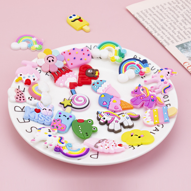 Cute Cartoon Pvc Soft Plastic Three-Dimensional Patch Mobile Phone Case Water Cup Refrigerator Decorative Paste Diy Accessories Wholesale Application Scenario